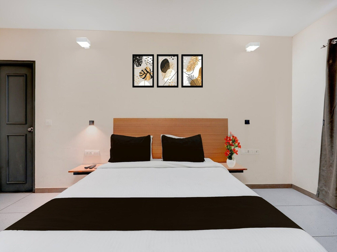 Room 2, Classic With Balcony T Nagar Chennai, Chennai