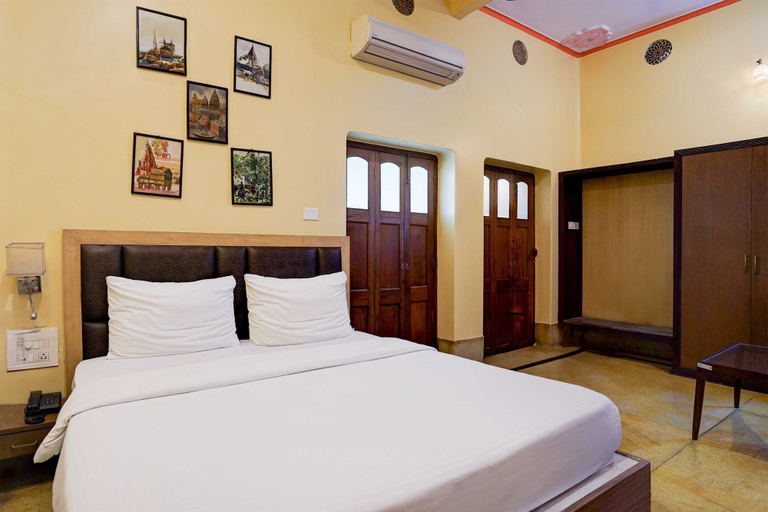 Room 3, Suite Room With Ganga View Heritage Scindia Ghat, Varanasi