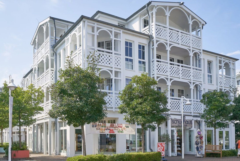 Exterior 2, Exklusive Auszeit an der Ostsee mit Balkon, Vorpommern-Rügen