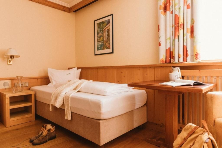 Room 4, Gartenhotel Linde, Landeck