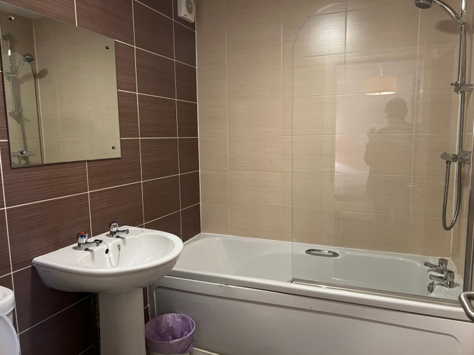 Bathroom, The Black Bull, Durham