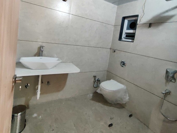 Bathroom 4, Palette Hotel and Resort Pandharpur, Solapur