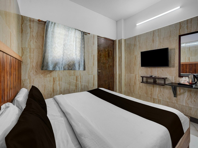 Room 5, Deluxe rkh Residency, Chennai