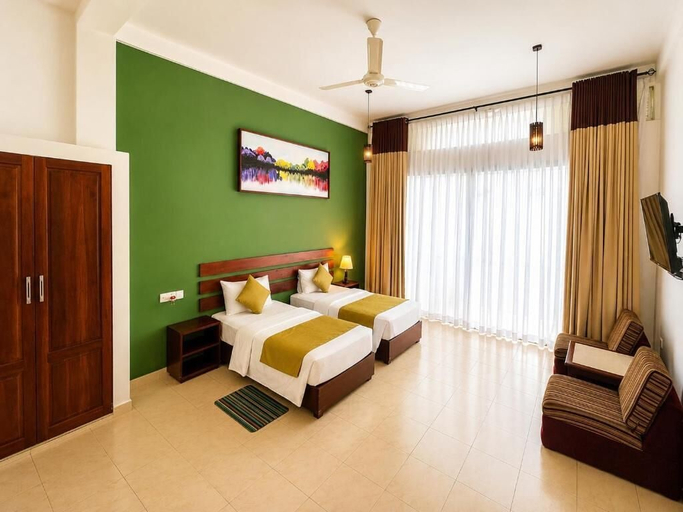 Bedroom 3, Thuruliya Hotel, Kothmale