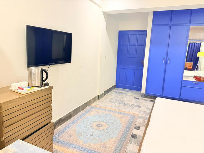 Bedroom 2, Atlas Gold Hotel, Islamabad