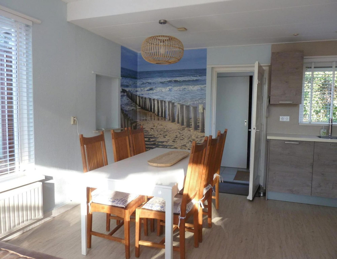 Dining, Bungalow at the Foot of the Dunes, Veere