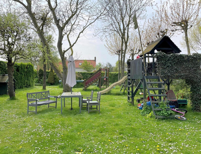 View from property 4, Peaceful Farm Stay Near Dishoek, Veere