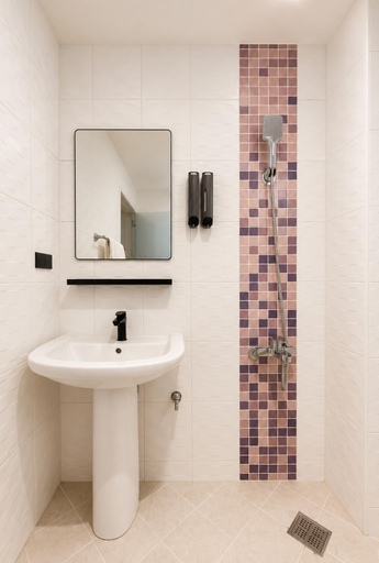 Bathroom 3, 明品樂聚 Villa 台東市區多人包場民宿 l 獨棟包棟民宿 l 2026暑期改裝開幕 l, Taitung