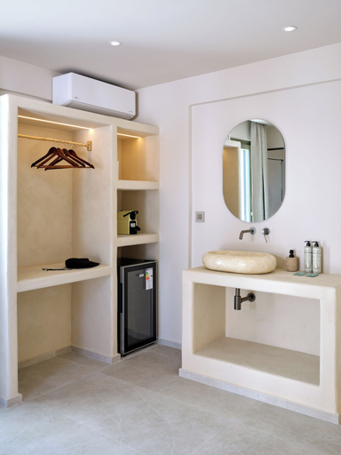 Room 3, Kali Naousa, South Aegean