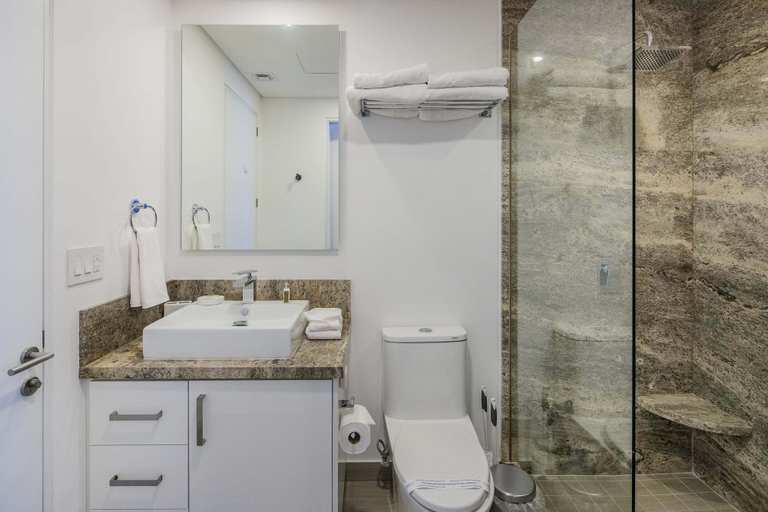 Bathroom 4, Luxury 3-bedroom Oceanfront Condo at Encántame Towers, Puerto Peñasco