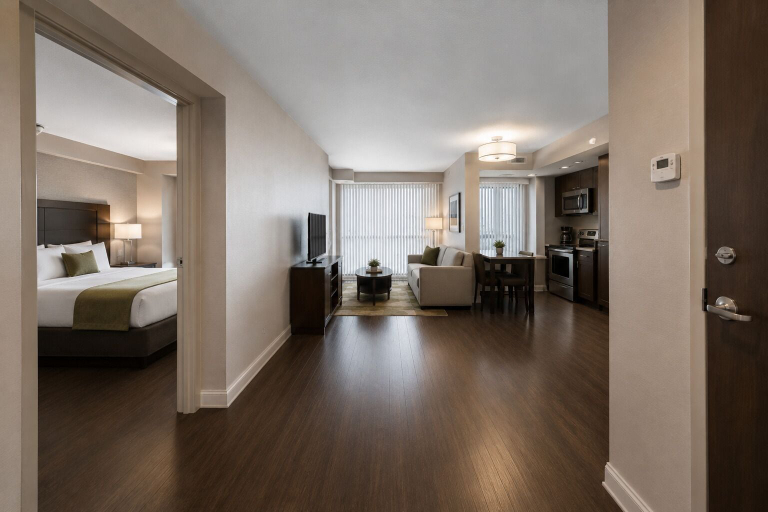 Room 5, Ellora Hotel & Suites, Toronto