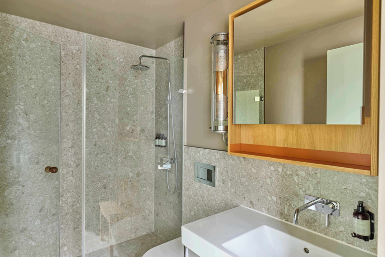 Bathroom 4, Locke At Broken Wharf, London