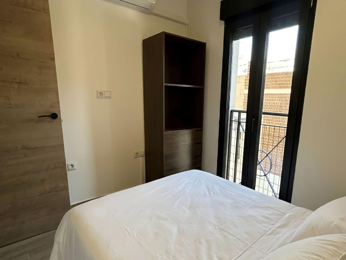 Room 5, Flat Near Metro, Madrid, Madrid