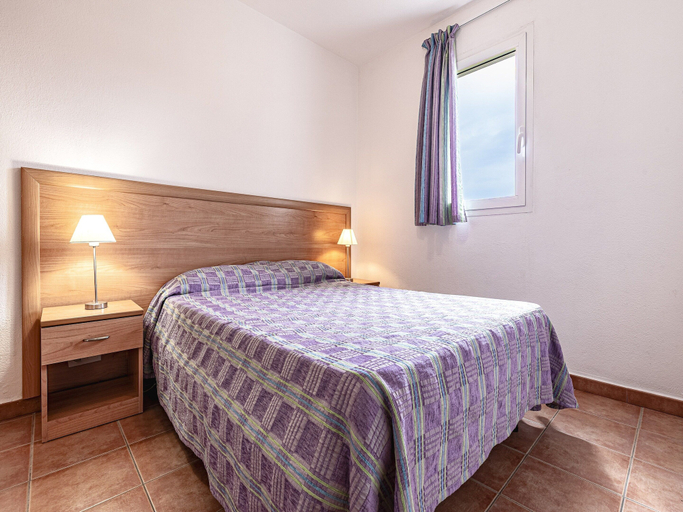 Room 4, Family Beach Stay for 6 in San Nicolao, Haute-Corse