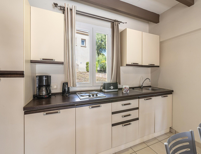 Private kitchen, Large Coastal Villa for 7 in Solenzara, Corse-du-Sud