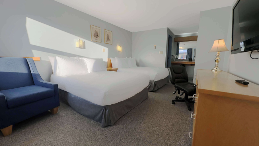 Bedroom 4, Eldorado, a Coast Hotel, Yukon