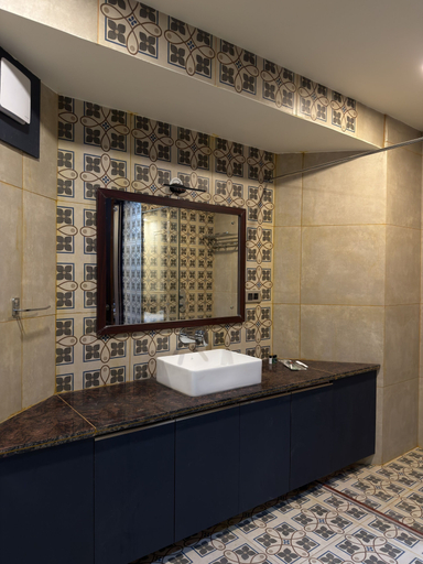 Bathroom 3, Parinay Pavilion Resort, Shravasti