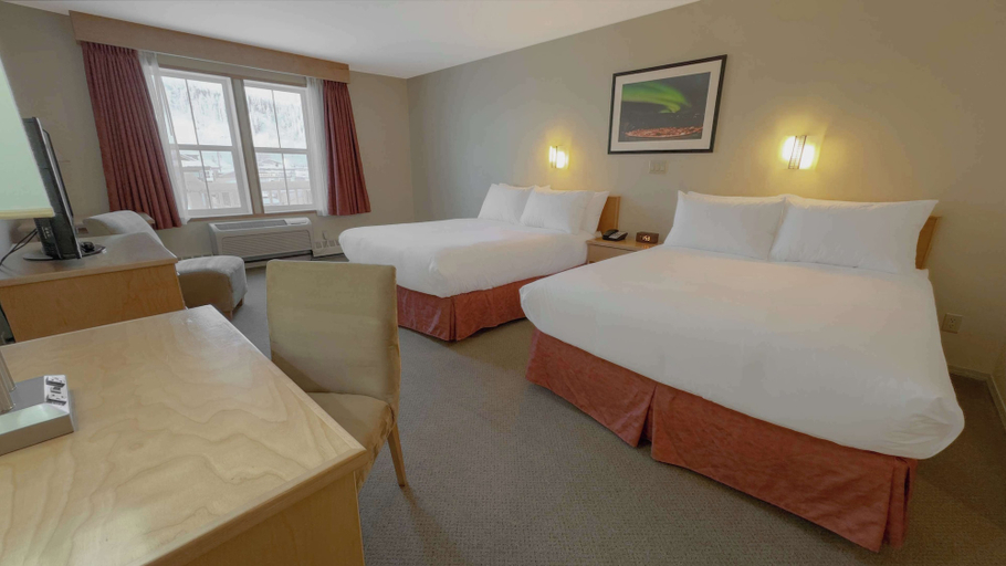Bedroom 4, Eldorado, a Coast Hotel, Yukon