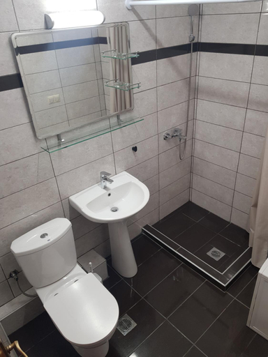 Bathroom 2, Orfeas Artemis & Rea Apartments Litochoro, Central Macedonia