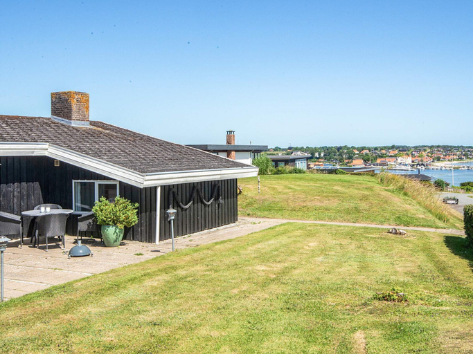 Others 3, 4 Person Holiday Home in Hejls, Kolding