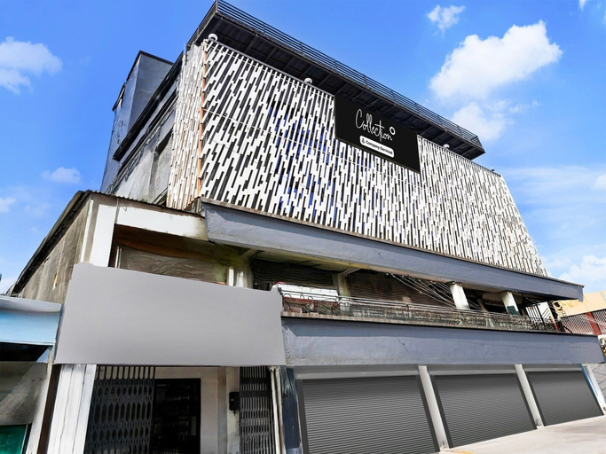 Primary image, Deluxe With Balcony Maninagar Park Land, Ahmadabad
