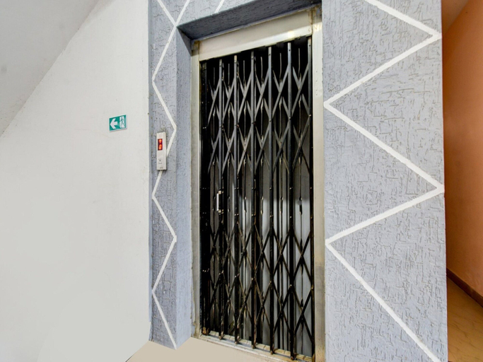 Interior 5, Deluxe Hotel Nakshatra, Medak