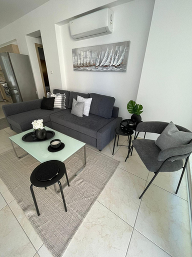 Room 2, 73 LCA - Stay Novel Apartment, Larnaca