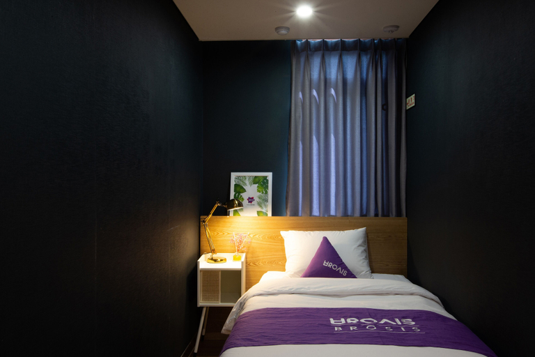 Bedroom 2, Brosis Hotel, Jung
