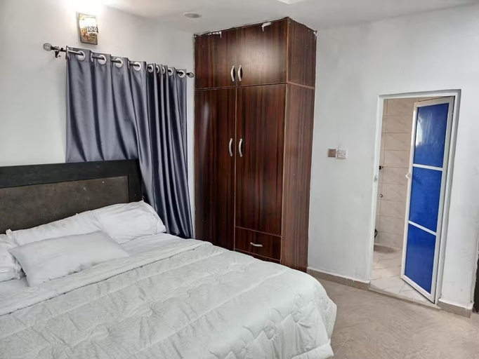 Room 3, Naira and Kobo Hotels, Umuahia North