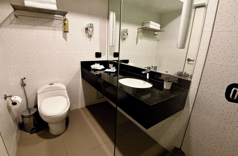 Bathroom 4, Mariel Hotel Boutique, Lima