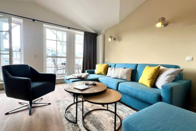 Living room 4, Moderne Ferienwohnung mit 2 Schlafzimmern und Balkon, Vorpommern-Rügen