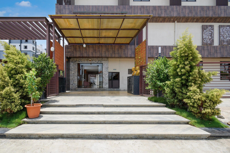 Exterior 3, Palette Rc Platinum Hotel, Warangal