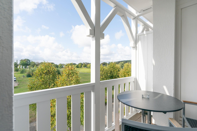 Balcony, Ferienwohnung mit Moblierten Balkon in Sellin, Vorpommern-Rügen