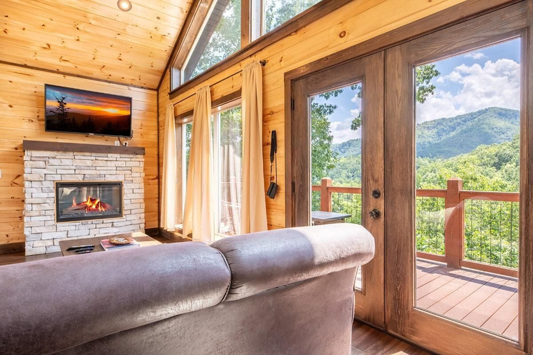 Living area 3, Serenity Summit, Sevier