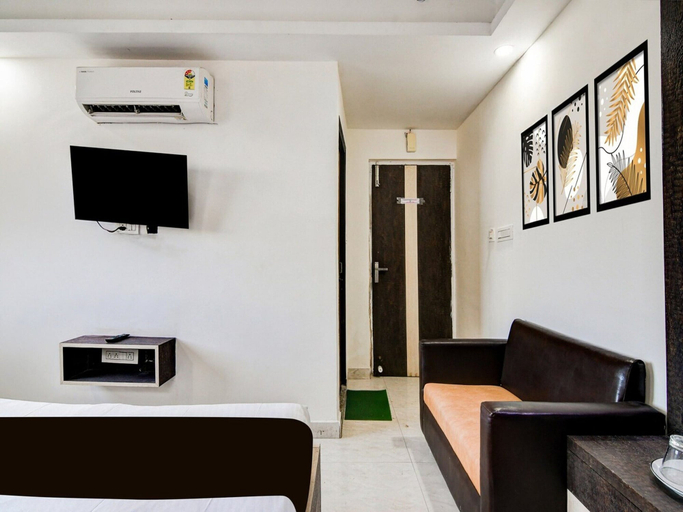 Room 2, Classic With Twin Bed Hotel Paradise, North 24 Parganas