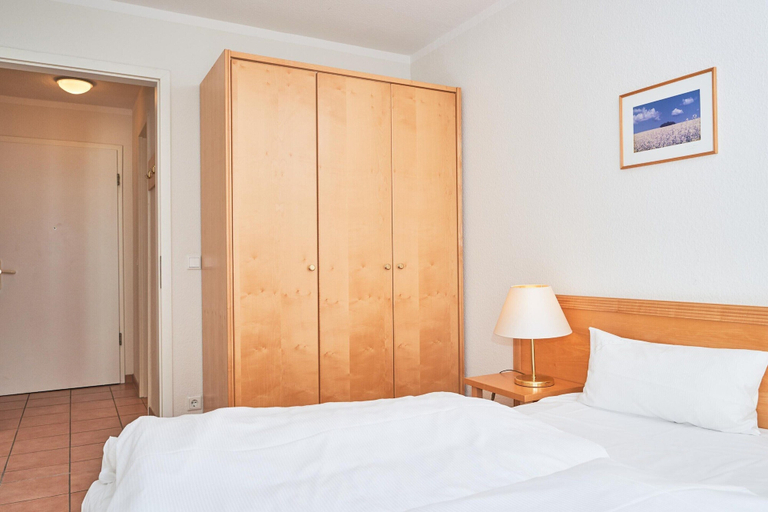 Room 5, Charmante Ferienwohnung fur 3 mit Balkon im Seepark Sellin, Vorpommern-Rügen