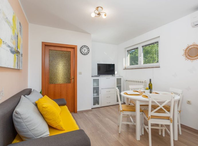 Living room 4, Sea & Mountain Apartment Dubi, Klana