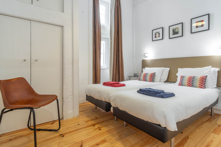 Room 4, FI in Lisboa Ciudad With 2 Bedrooms and 1 Bathrooms, Lisbon