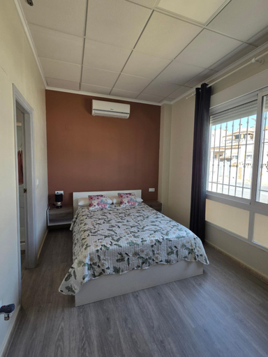 Others 5, Hotel La Oficina, Alicante