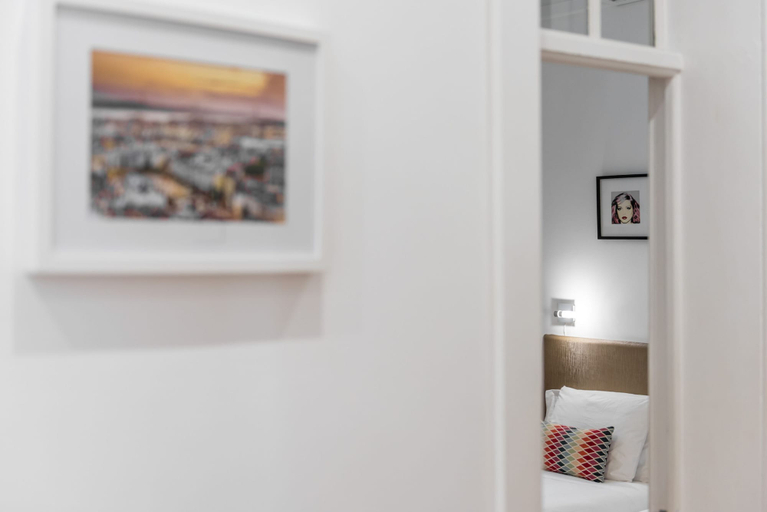 Room 3, FI in Lisboa Ciudad With 2 Bedrooms and 1 Bathrooms, Lisbon