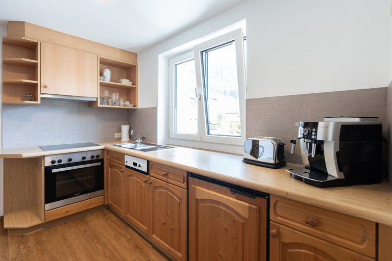 Private kitchen 2, Apartment in St. Anton with sauna, Landeck