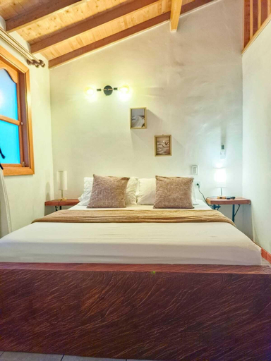 Room 3, Cabañas lobo blanco, Medellín