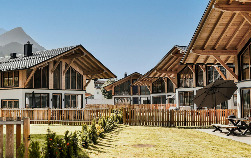 Exterior 5, Chalet With Mountain Scenery Your Bichelbach, Reutte