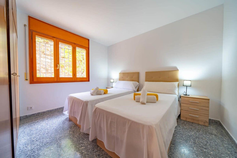 Bedroom 4, Villa Cristina Lux - Cala Treumal, Girona