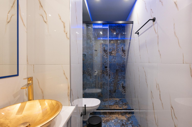 Bathroom 2, Poseidon Girni Sea View Apartments, Central Macedonia