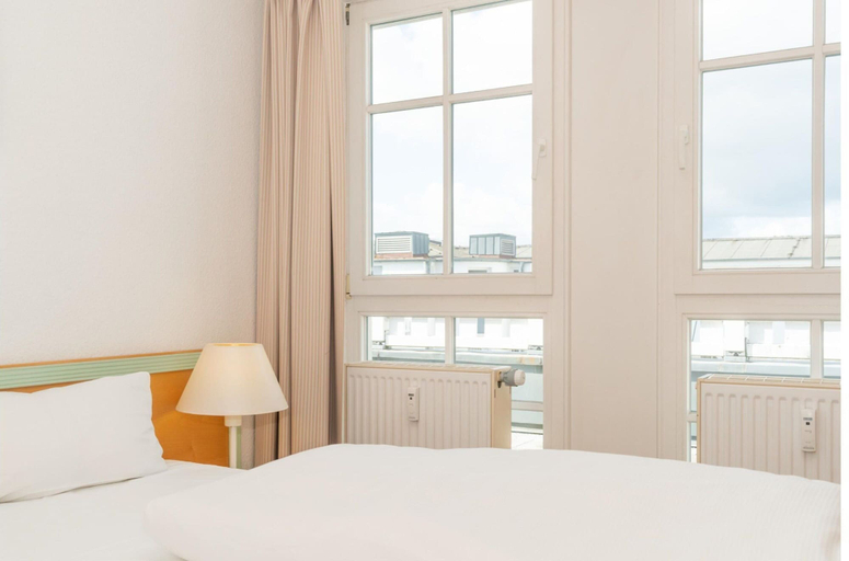 Room 2, Ferienwohnung im 3.og mit Balkon in Sellin, Vorpommern-Rügen