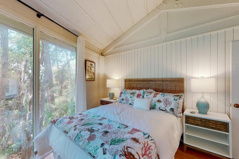Bedroom 1, Sealoft 2032, Beaufort