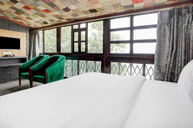 Room 4, Suite Room With Ganga View Heritage Scindia Ghat, Varanasi