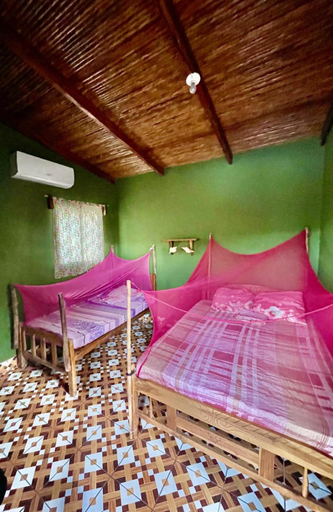 Bedroom 3, Jardin Secreto, El Viejo