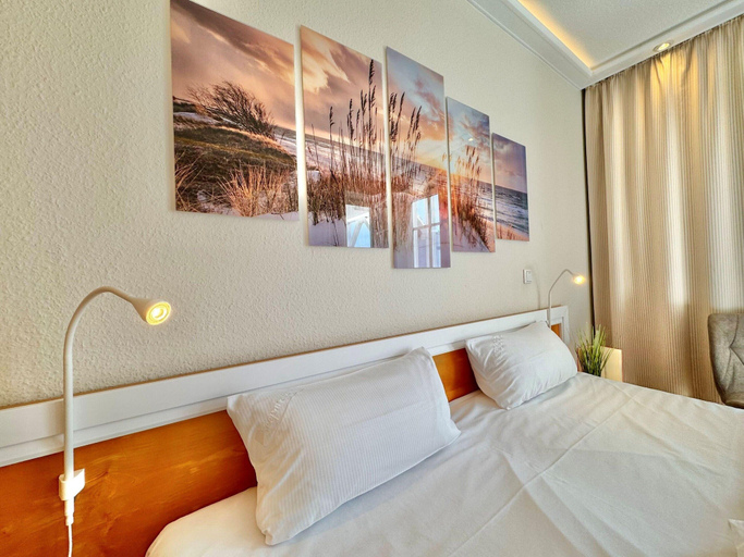 Room 5, Ferienwohnung in Sellin mit Balkon in Sudostlage, Vorpommern-Rügen